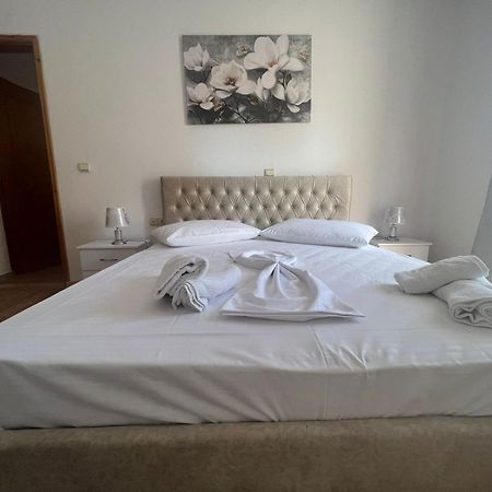 Villa Zoto Himare Luaran gambar