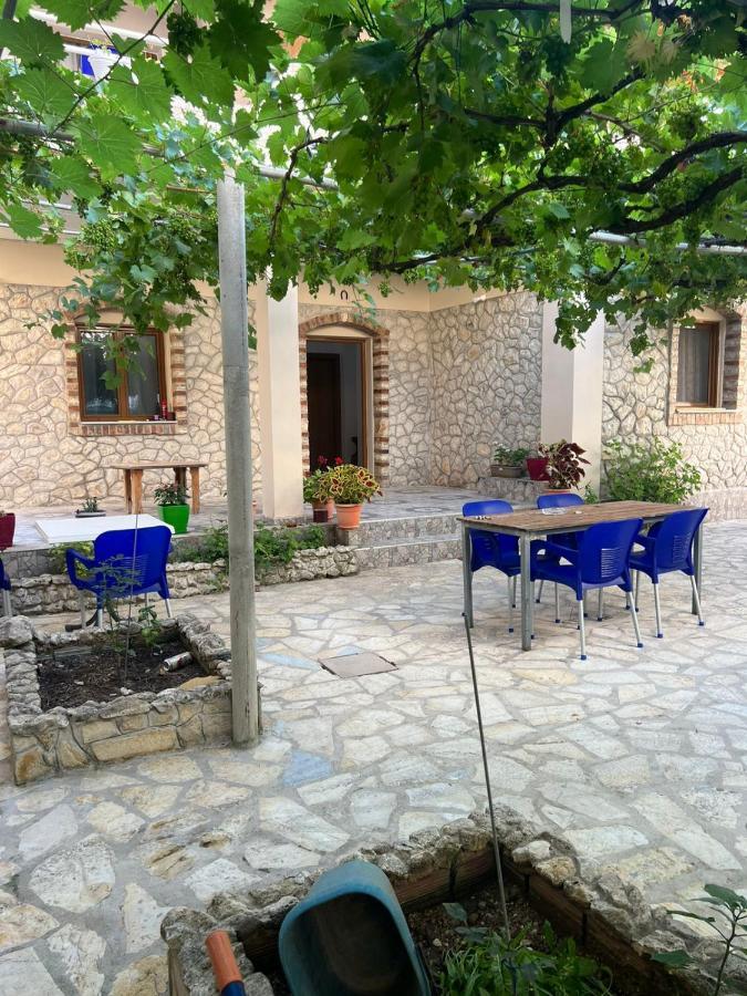 Villa Zoto Himare Luaran gambar