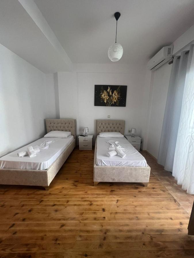 Villa Zoto Himare Luaran gambar