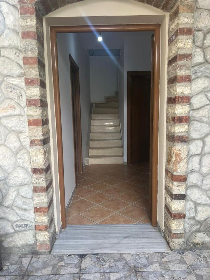 Villa Zoto Himare Luaran gambar