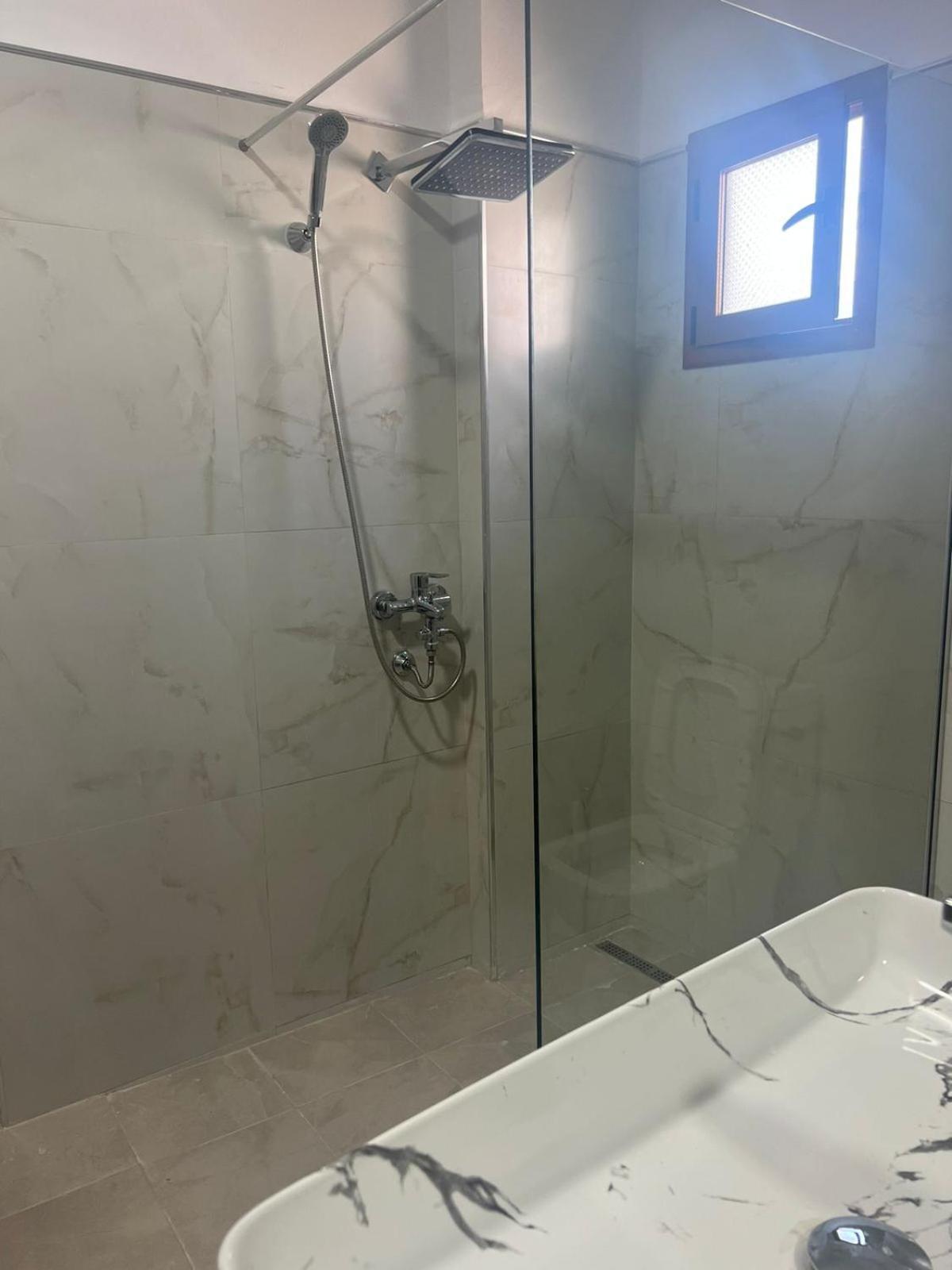 Villa Zoto Himare Luaran gambar