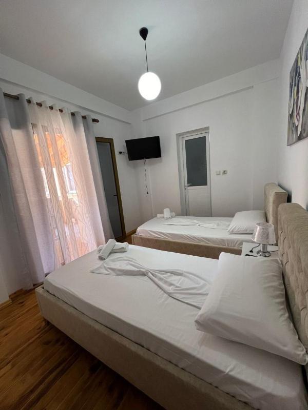 Villa Zoto Himare Luaran gambar